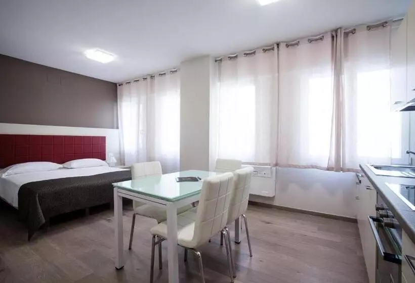 Astoria Suite Apartments