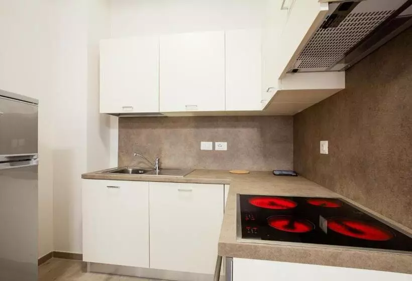 Astoria Suite Apartments
