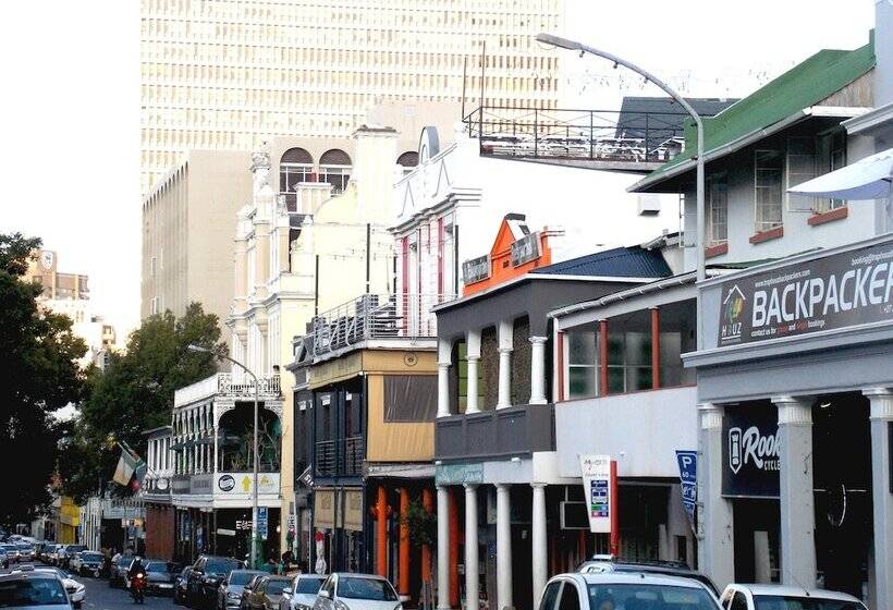 Auberge Hôtelière Trap Houz Backpackers