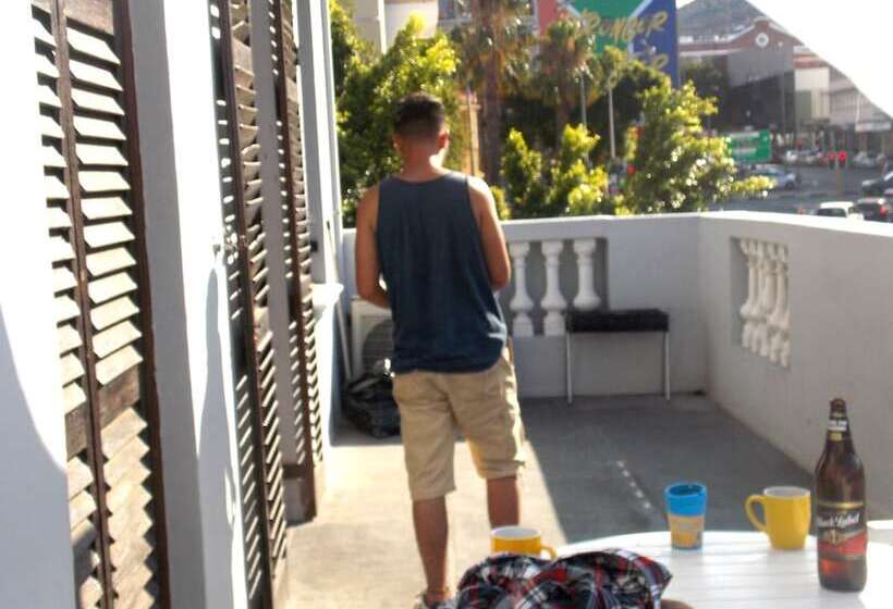 Auberge Hôtelière Trap Houz Backpackers