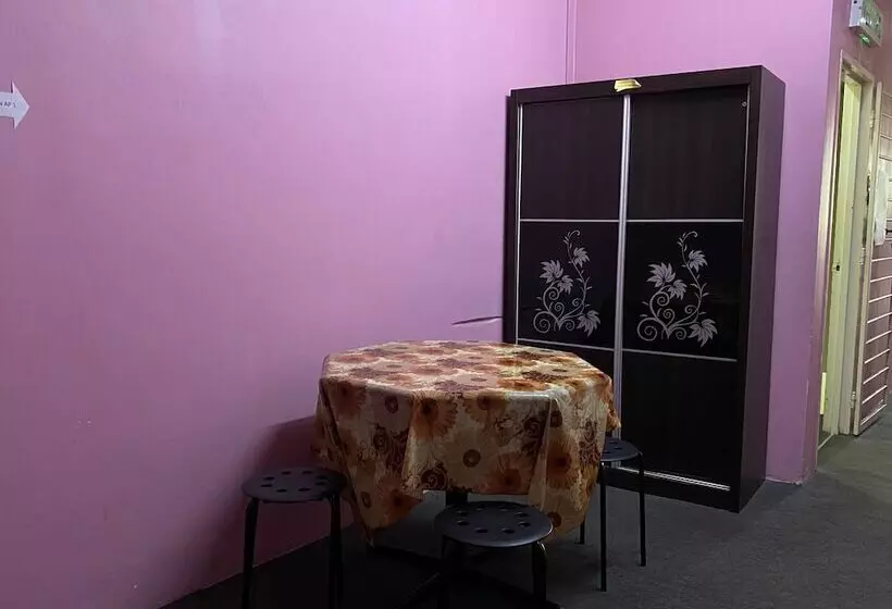 Harmoni Inn Hotel By Oyo Rooms