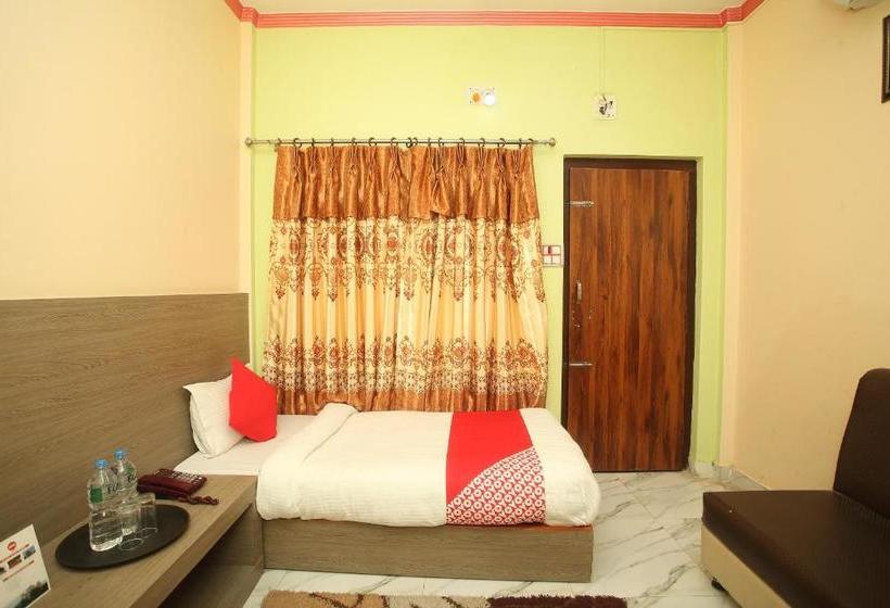 هتل Aastha By Oyo Rooms