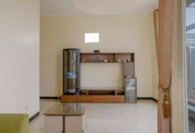 هتل Alif Family Residence By Oyo Rooms