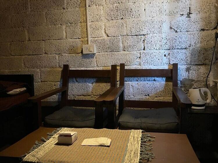 Hotel Bsr Farms Resort