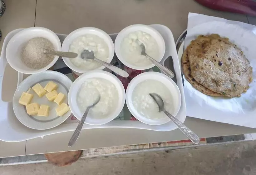 Hotelli Bsr Farms Resort