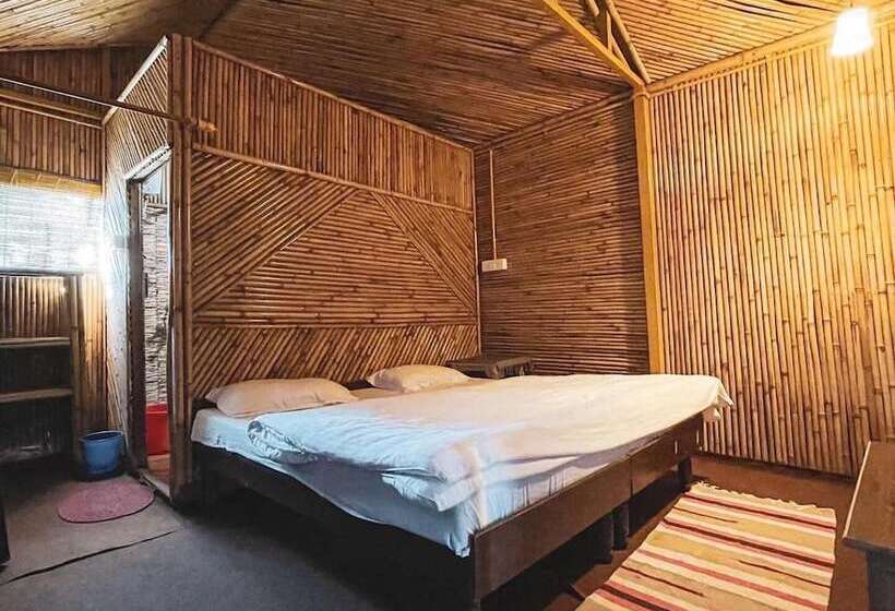 Hotel Bsr Farms Resort