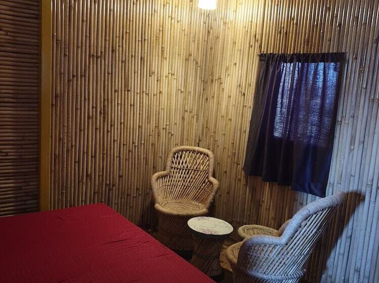 Hotel Bsr Farms Resort