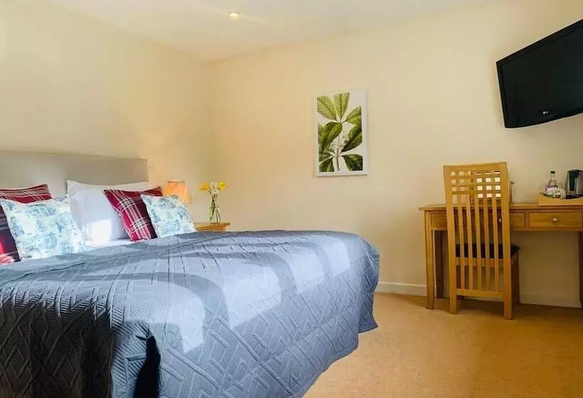 هتل George & Dragon Country House