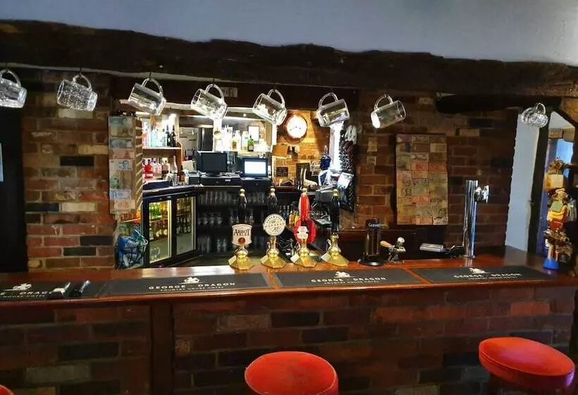 ホテル George & Dragon Country House