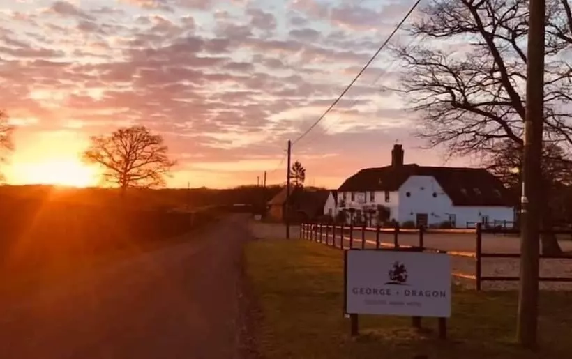 ホテル George & Dragon Country House