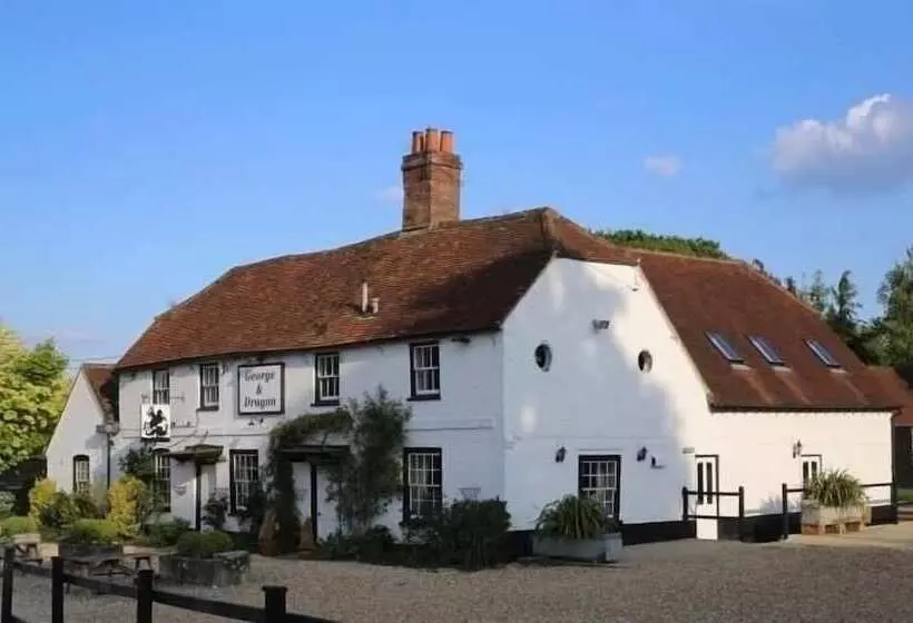 ホテル George & Dragon Country House