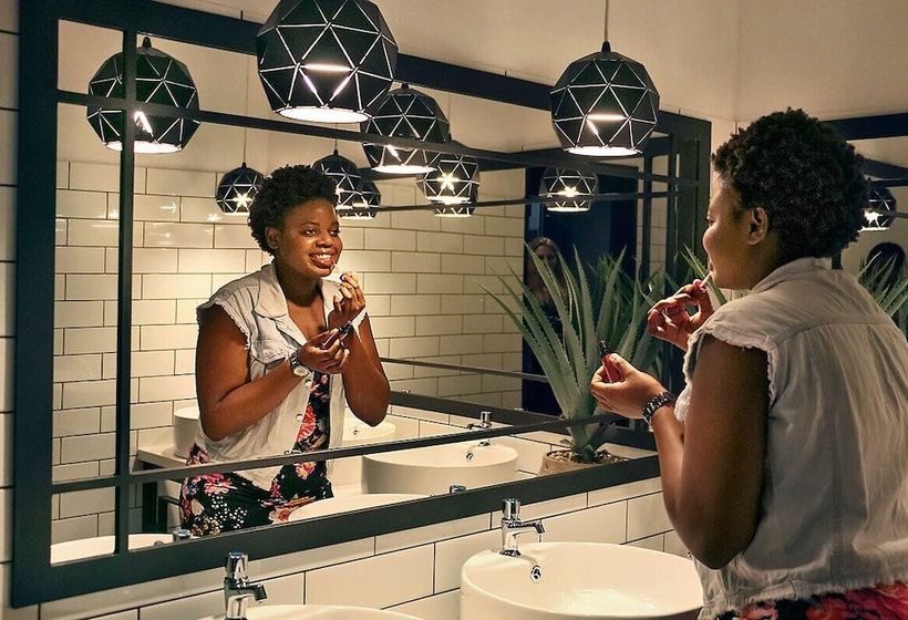 فندق Hippo Pod Hostel  Adults Only