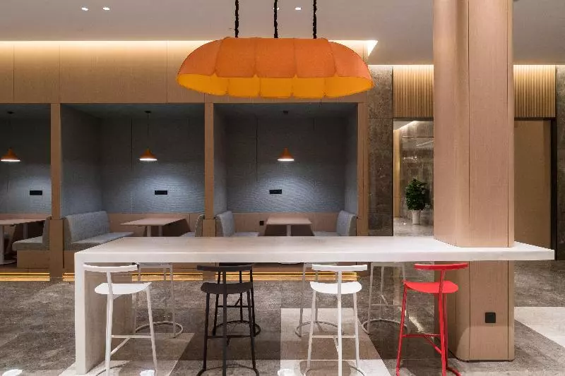 ホテル Holiday Inn Express Dongguan Marina Bay By Ihg