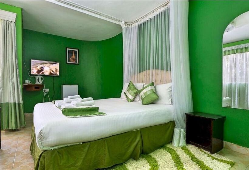 هتل Milele Resort Nakuru