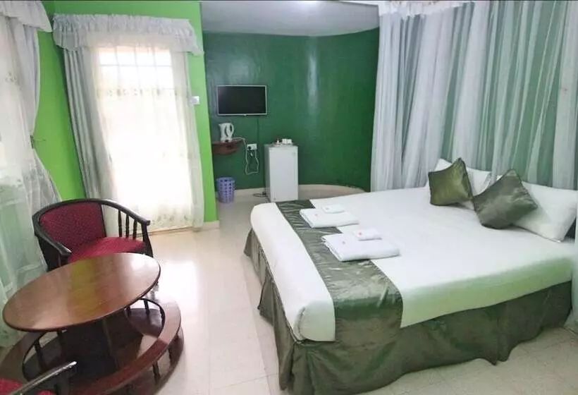 هتل Milele Resort Nakuru