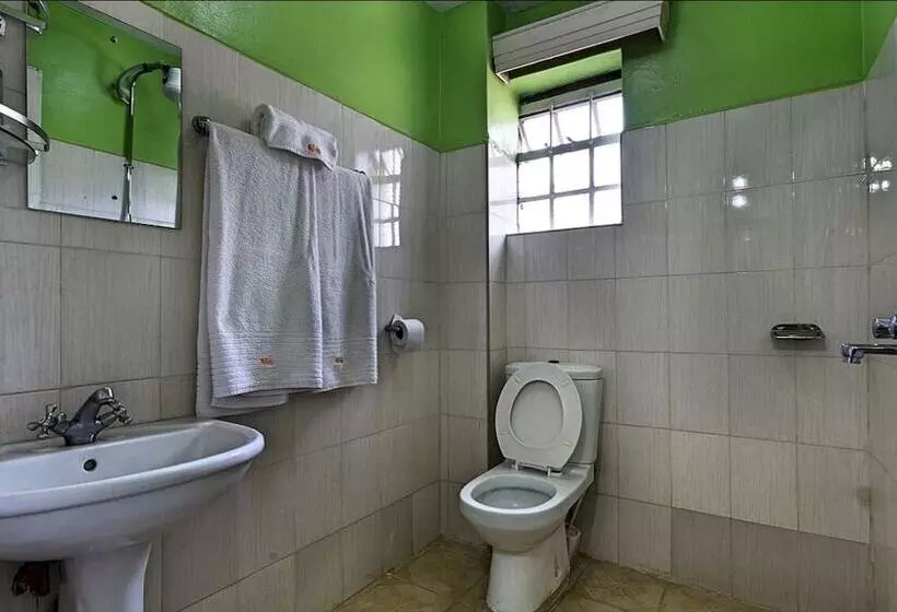 هتل Milele Resort Nakuru