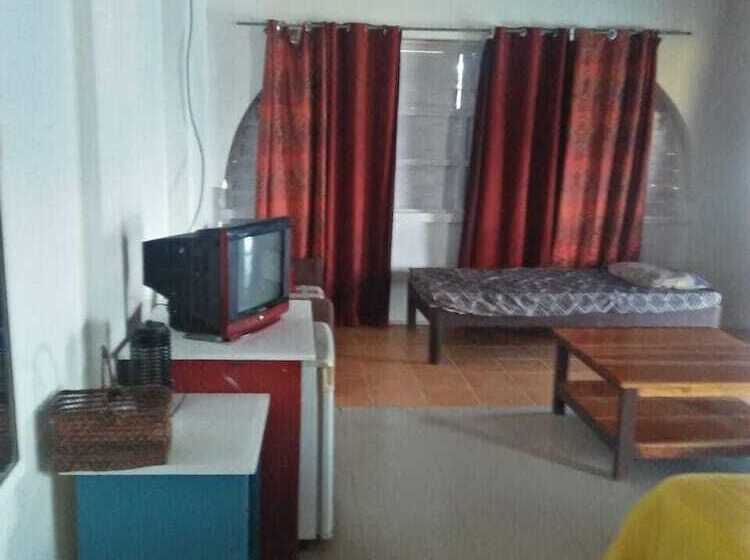 Hotell Robinhood Moalboal