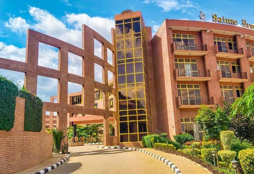 Szálloda Sainte Famille