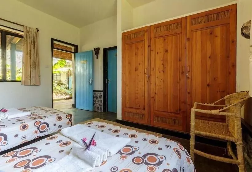 هتل Travellers Rest