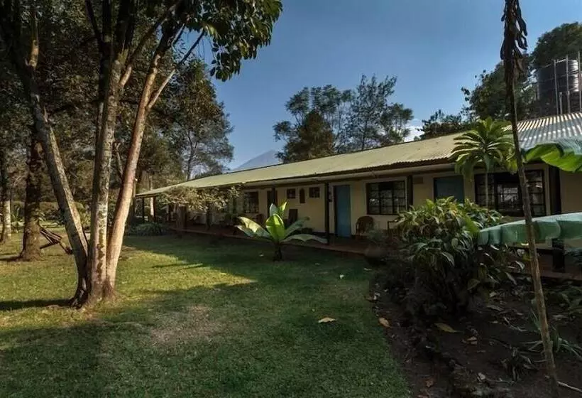 هتل Travellers Rest