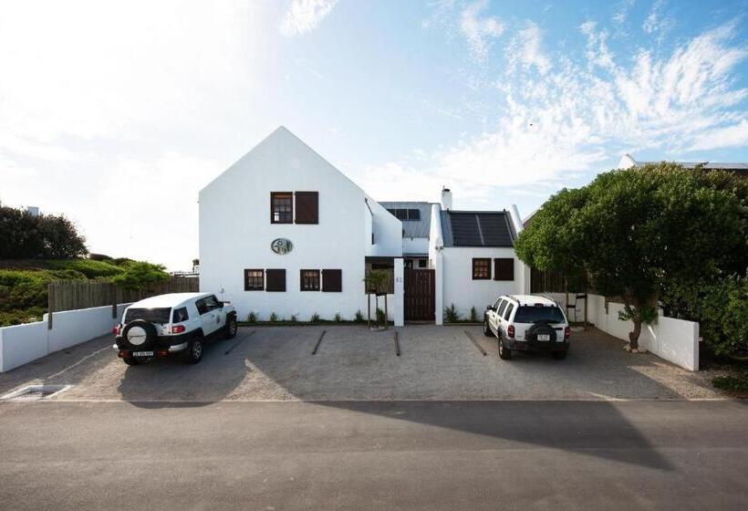 بنسيون Gonana Guesthouse