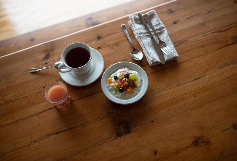 بنسيون Gonana Guesthouse