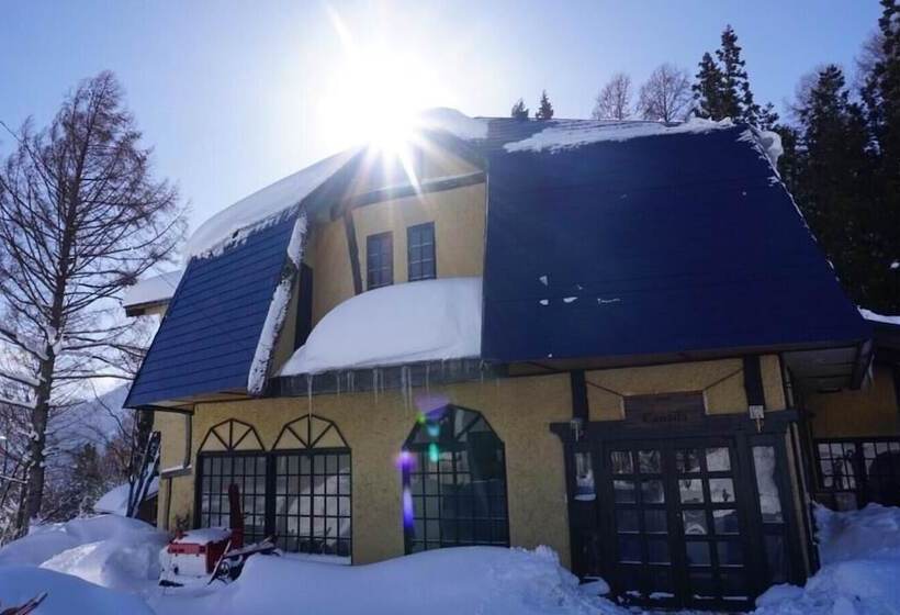 بنسيون Lodge Canada