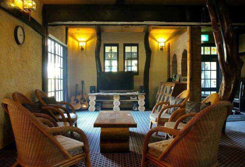 بنسيون Lodge Canada