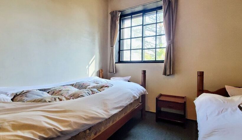 بنسيون Lodge Canada