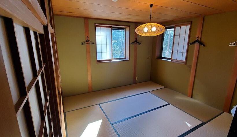 بنسيون Lodge Canada