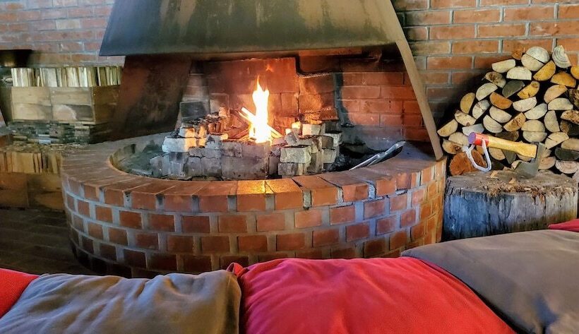 بنسيون Lodge Canada