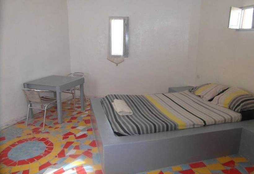 Pension (Hôtel basse catégorie) Manon Des Sources