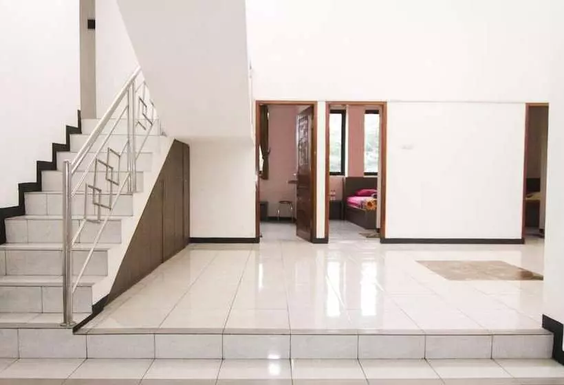 پانسیون Mp Hotel Purwakarta