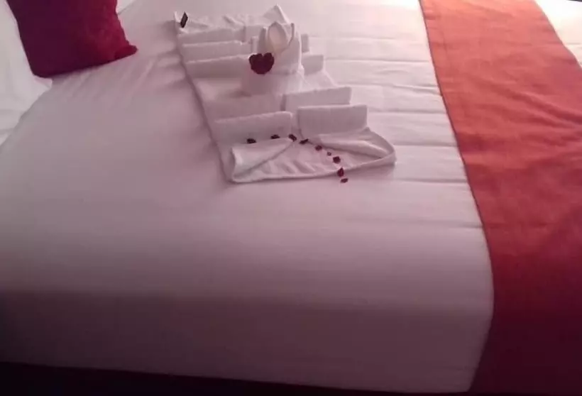 پانسیون Sweetberries Bed & Breakfast