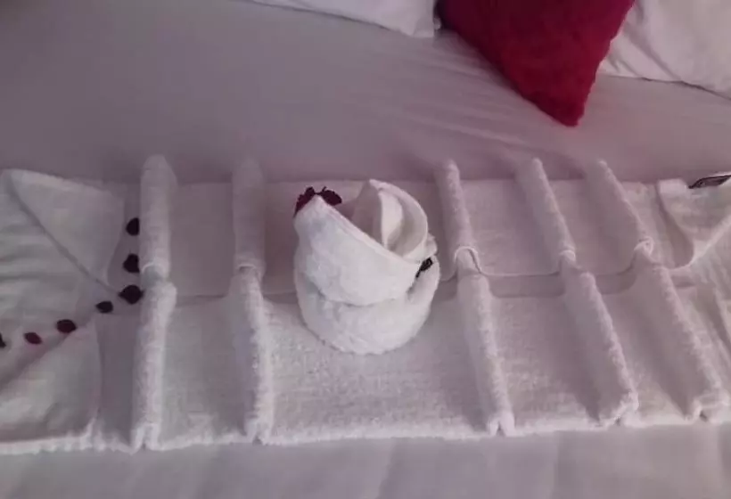 پانسیون Sweetberries Bed & Breakfast