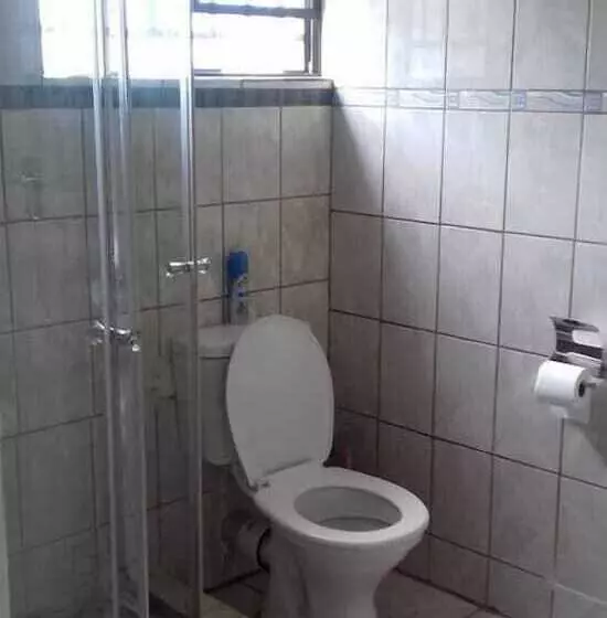 پانسیون Sweetberries Bed & Breakfast