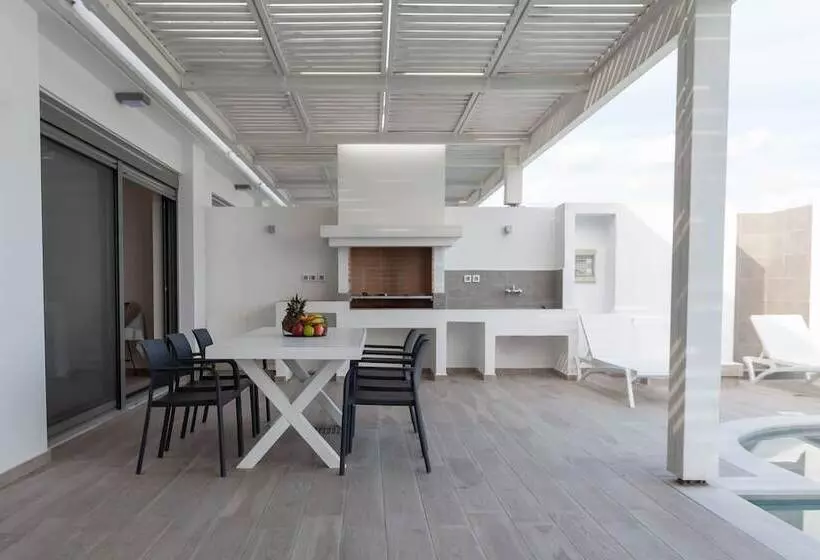 Villa Nissos