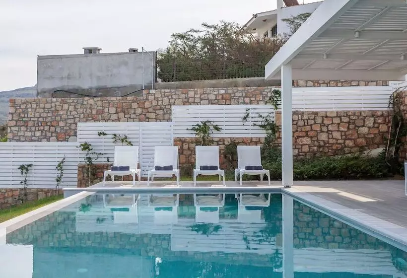 Villa Nissos