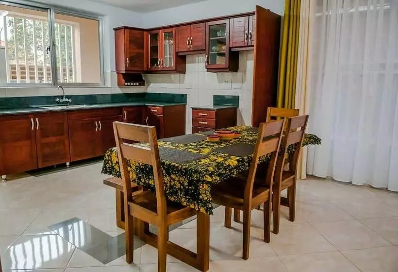 Pearl Cottages Kiwatule