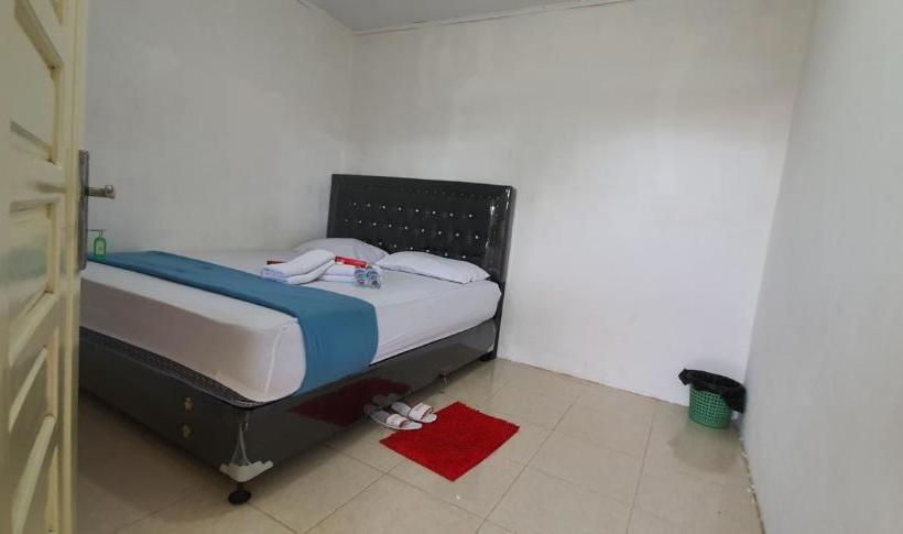 فندق صغير Fatima Guest House Syariah