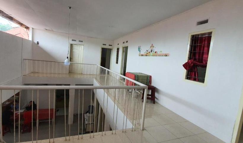 فندق صغير Fatima Guest House Syariah