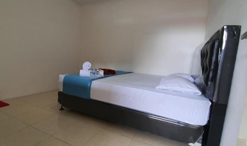 فندق صغير Fatima Guest House Syariah