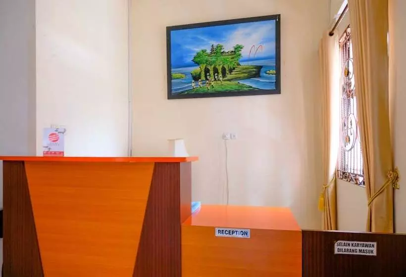 ホテル Griya Putri Syariah By Oyo Rooms