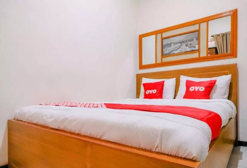 ホテル Griya Putri Syariah By Oyo Rooms