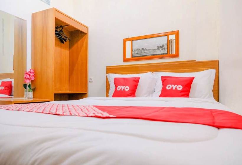 Hotel Griya Putri Syariah By Oyo Rooms