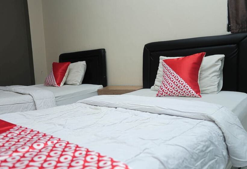 فندق Royal Borneo Guesthouse By Oyo Rooms