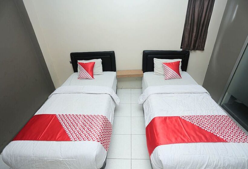 فندق Royal Borneo Guesthouse By Oyo Rooms