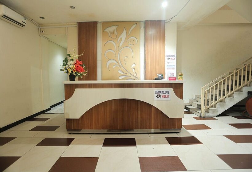 فندق Royal Borneo Guesthouse By Oyo Rooms