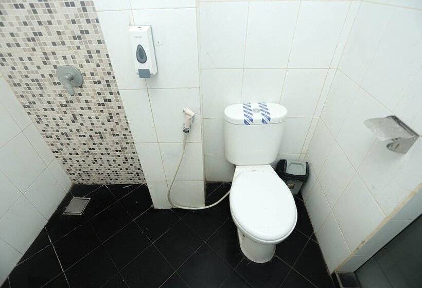 فندق Royal Borneo Guesthouse By Oyo Rooms