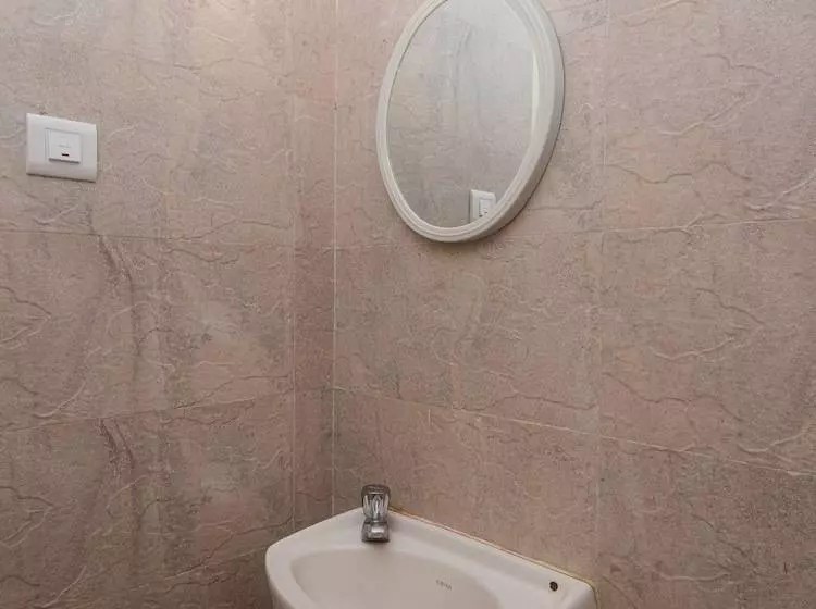 هتل Tuliipstays   Kanjurmarg Pluto Suncity